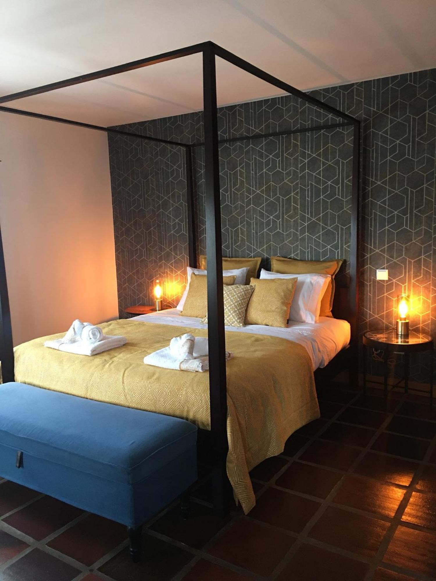 Quinta De Mocamedes - Turismo De Habitacao Hotel โวเซลา ภายนอก รูปภาพ